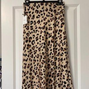 NWT Forever 21 Leopard/Animal Print Maxi Skirt (Small)